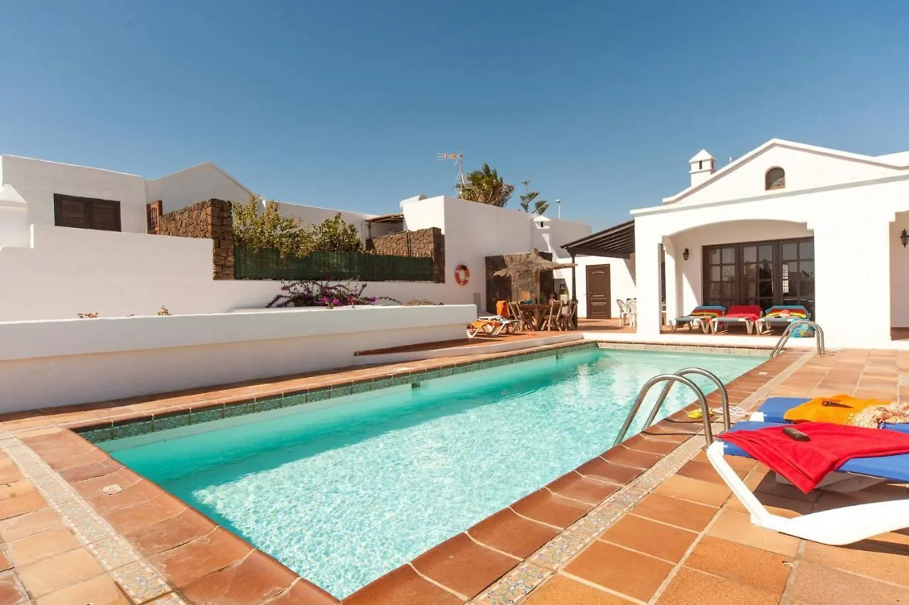 Villa Nikki Puerto Del Carmen Puerto del Carmen